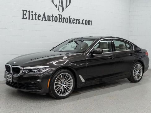 Used 2019 BMW 530i xDrive w/ Premium Package AWD/4WD image 45