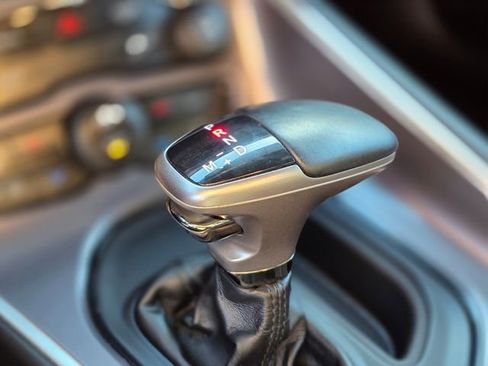 Used 2020 Dodge Challenger SXT image 28