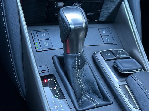 Used 2017 Lexus IS 350 F Sport image 18