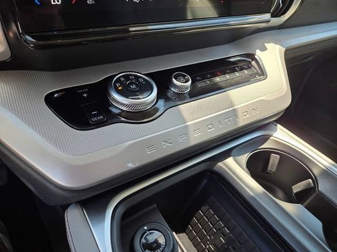 Certified 2025 Ford Expedition Active RWD image 22