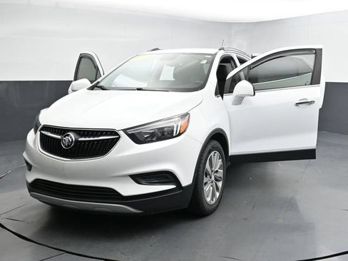Used 2020 Buick Encore Preferred w/ Safety Package FWD image 39