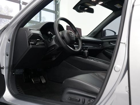 Used 2024 Honda Accord Sport image 13