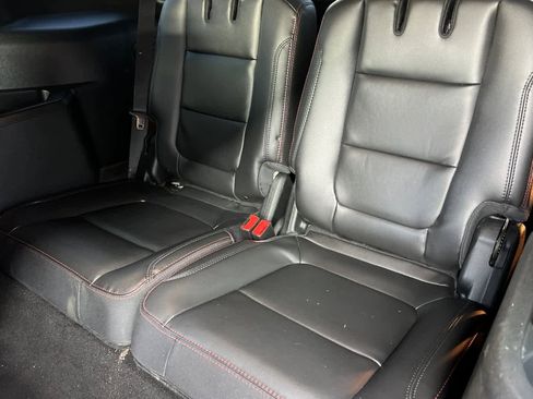 Used 2018 Ford Explorer Sport w/ Equipment Group 401A image 16