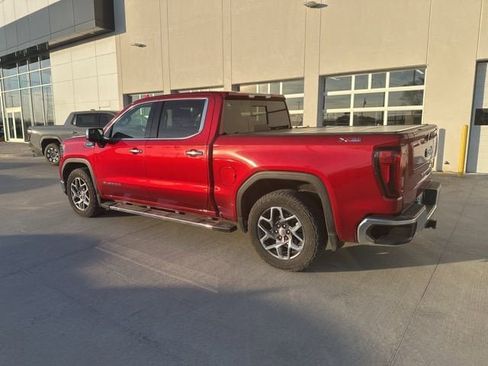 Used 2023 GMC Sierra 1500 SLT w/ SLT Premium Package image 5