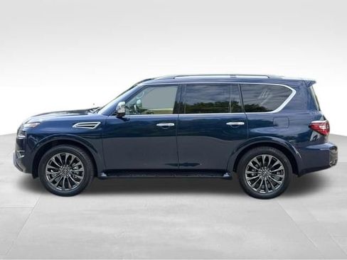 Used 2024 Nissan Armada Platinum AWD/4WD image 4
