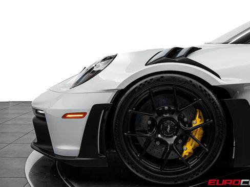 Used 2025 Porsche 911 GT3 RS RWD image 13