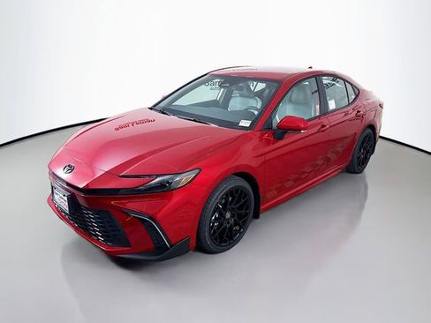 New 2026 Toyota Camry SE FWD image 3