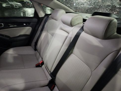Used 2023 Honda Civic Touring image 8