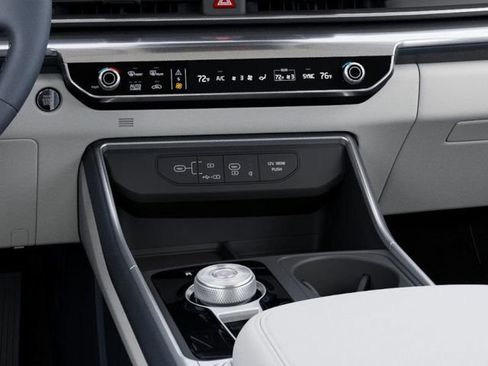 New 2026 Kia Carnival SX w/ SX Dark Edition Package image 24