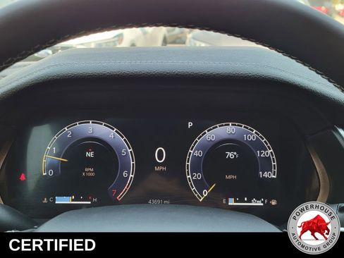 Used 2024 Jeep Grand Cherokee Limited image 34