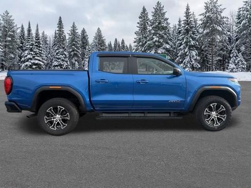 Used 2024 GMC Canyon AT4 w/ AT4 Premium Package image 8