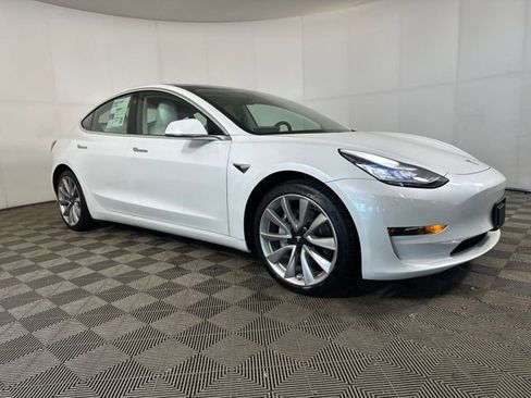 Used 2020 Tesla Model 3 Long Range image 2