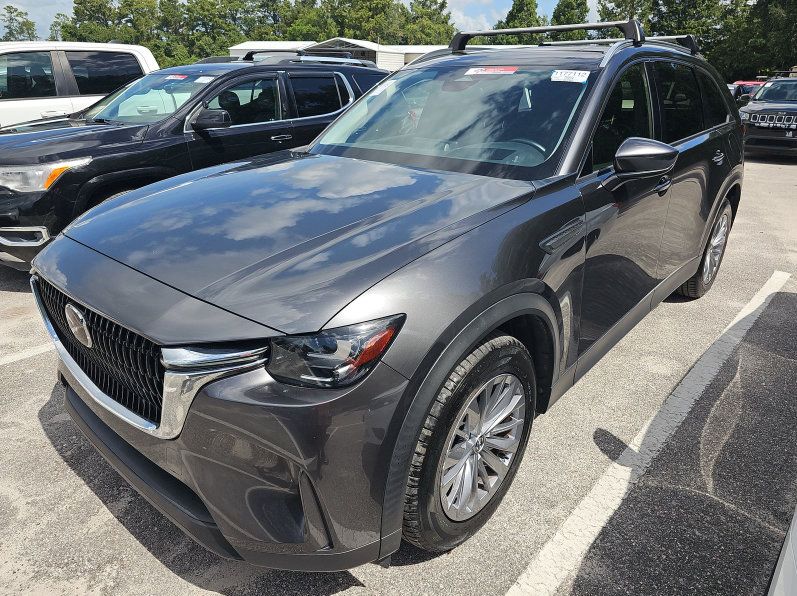 Used 2024 MAZDA CX-90 3.3 Turbo w/ Preferred Plus AWD/4WD image 3