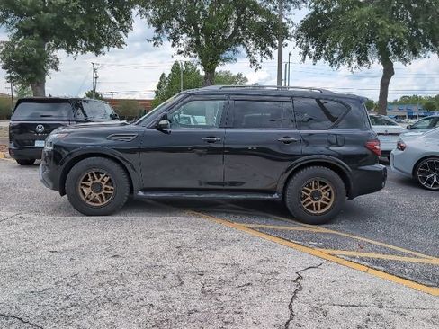 Used 2021 Nissan Armada SV AWD/4WD image 3