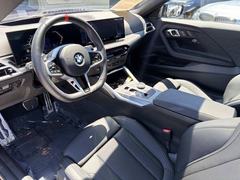 Used 2025 BMW M240i Coupe RWD image 8