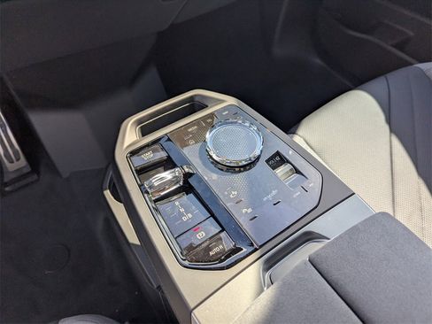 New 2026 BMW iX xDrive45 w/ M Sport Package image 16