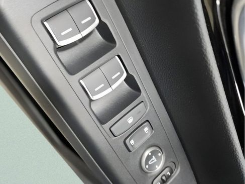 Certified 2025 Honda CR-V Sport Touring image 28