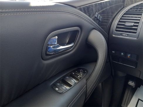 Used 2024 Nissan Armada Platinum w/ Captain's Chairs Package image 30