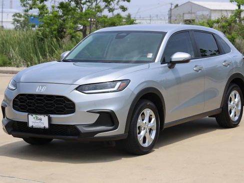 Used 2024 Honda HR-V LX image 3