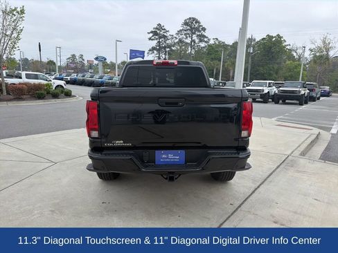 Used 2025 Chevrolet Colorado Trail Boss image 7