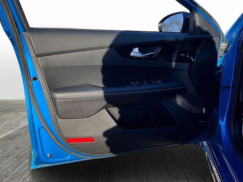 Certified 2023 Kia Forte GT-Line w/ GT-Line Premium Package image 18