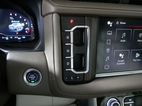Used 2024 GMC Yukon Denali AWD/4WD image 31