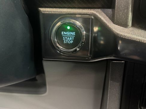Used 2021 Ford F150 Limited AWD/4WD image 19