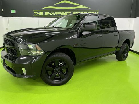 Used 2016 RAM 1500 Express w/ Black Ram 1500 Express Group AWD/4WD image 1