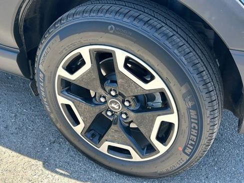 Used 2024 Ford Bronco Sport Outer Banks w/ Topo Graphic Package image 6