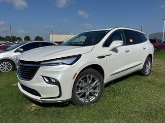Used 2023 Buick Enclave Essence w/ Experience Buick Package FWD video 1