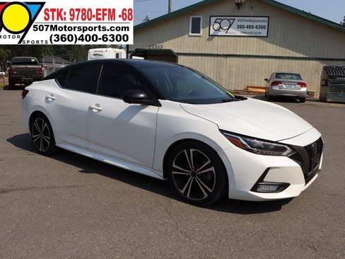 Used 2020 Nissan Sentra SR w/ Premium Package FWD image 11