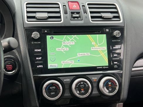 Used 2017 Subaru Forester 2.5i Touring image 18