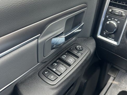Used 2022 RAM 1500 Classic SLT w/ Electronics Group AWD/4WD image 12