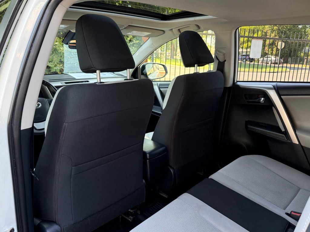 Used 2018 Toyota RAV4 XLE w/ All Weather Liner Package FWD image 24