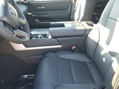 New 2026 Toyota Sequoia Platinum AWD/4WD image 17