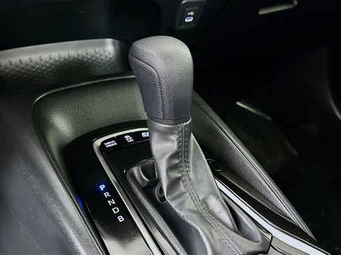 Used 2023 Toyota Corolla LE image 21