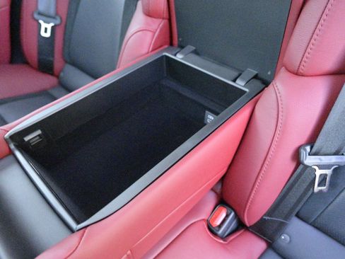 Used 2024 Lexus LS 500 F Sport image 40