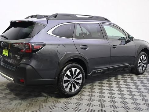 Used 2023 Subaru Outback Limited XT image 7