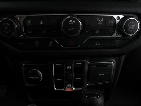 New 2026 Jeep Gladiator Sport image 6