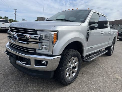 Used 2018 Ford F250 Lariat w/ Lariat Ultimate Package AWD/4WD image 2
