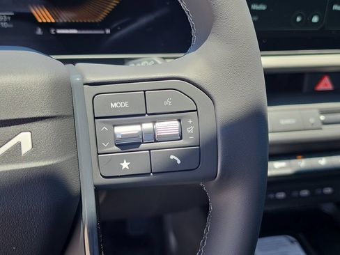 New 2027 Kia Seltos S FWD image 30