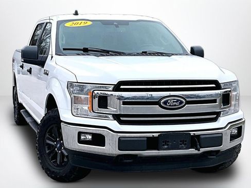 Used 2019 Ford F150 XLT w/ Equipment Group 301A Mid image 3