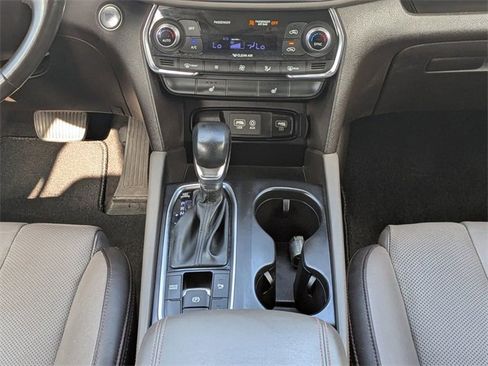 Used 2019 Hyundai Santa Fe Limited image 25
