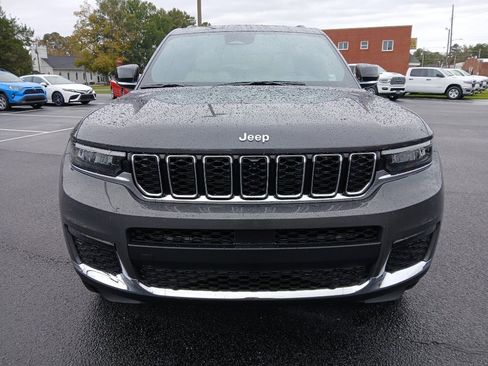 New 2025 Jeep Grand Cherokee L Limited w/ Luxury Tech Group II image 14