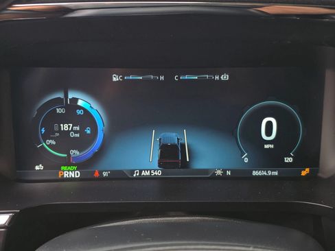 Used 2023 Ford F150 Lightning XLT AWD/4WD image 18