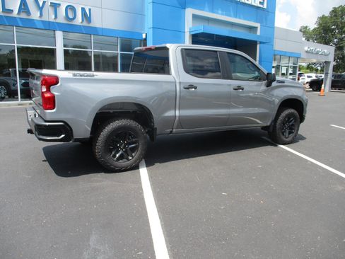 New 2026 Chevrolet Silverado 1500 Custom Trail Boss w/ Dark Appearance Package image 3