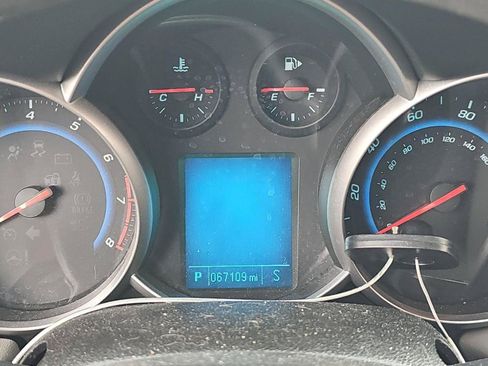 Used 2015 Chevrolet Cruze LT FWD image 11