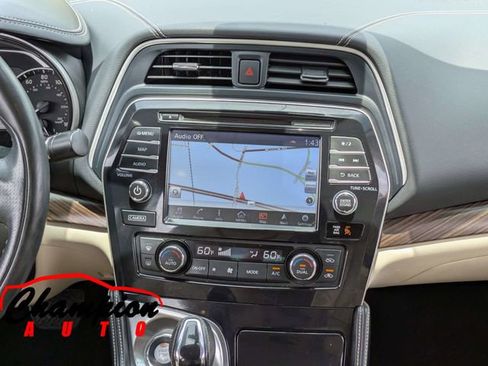 Used 2017 Nissan Maxima Platinum FWD image 20
