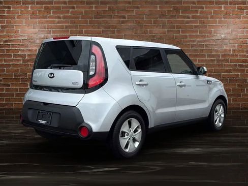 Used 2015 Kia Soul EV image 6