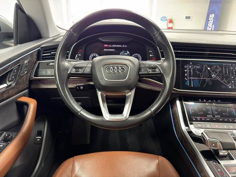 Used 2020 Audi Q8 Premium Plus AWD/4WD image 28